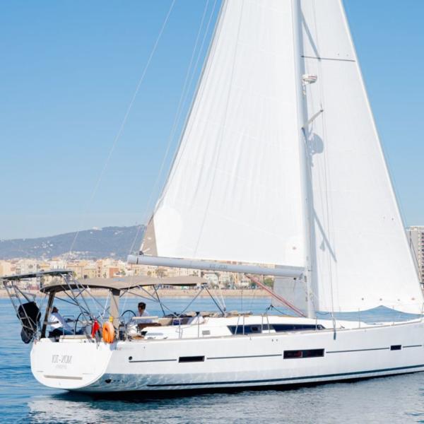 DUFOUR 500